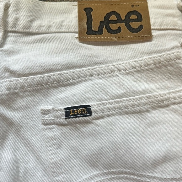 Lee Jeans Women’s Legendary Regular Bootcut Jean White size 31-32 - Picture 4 of 9